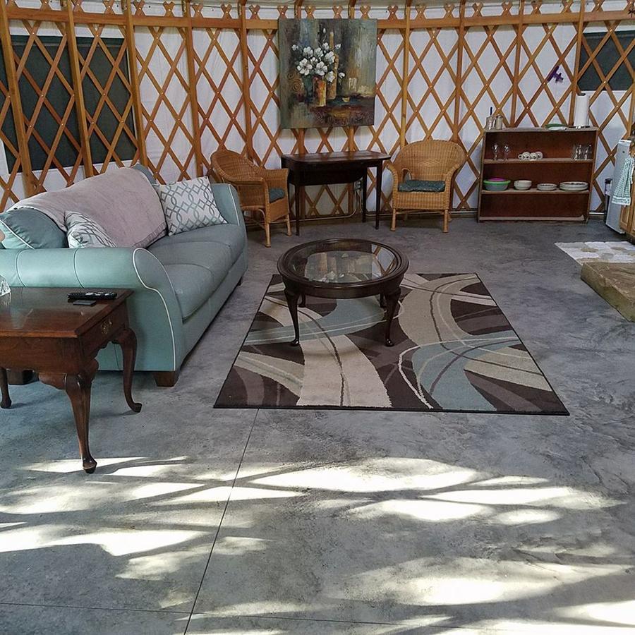 Yale Manor B&B & Yurt Glamping מראה חיצוני תמונה